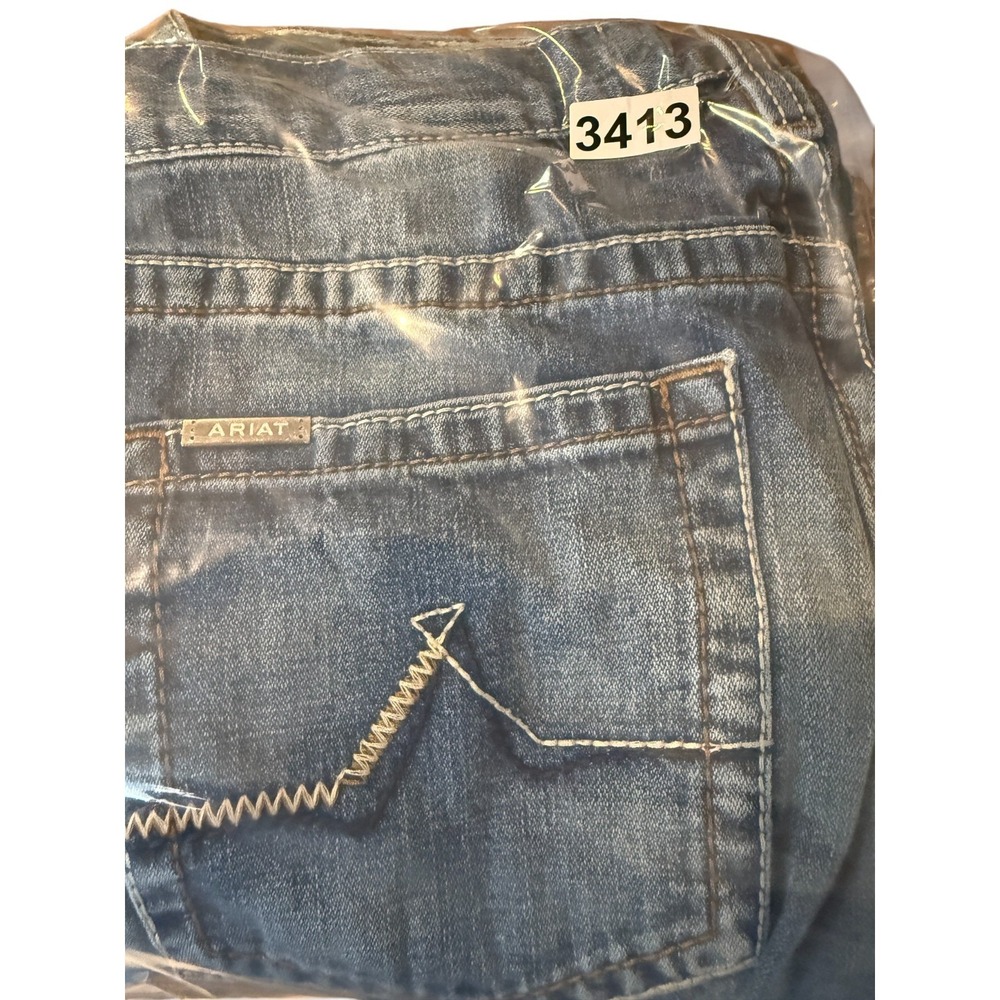 Ariat M4 Authentic Boot Jeans Mens 32x32 (33x30) Blue Denim Low Rise Distressed - Picture 7 of 7